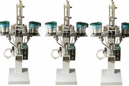 全自動鉚釘機(jī)為何受市場歡迎？好品質(zhì)帶來高效生產(chǎn)！